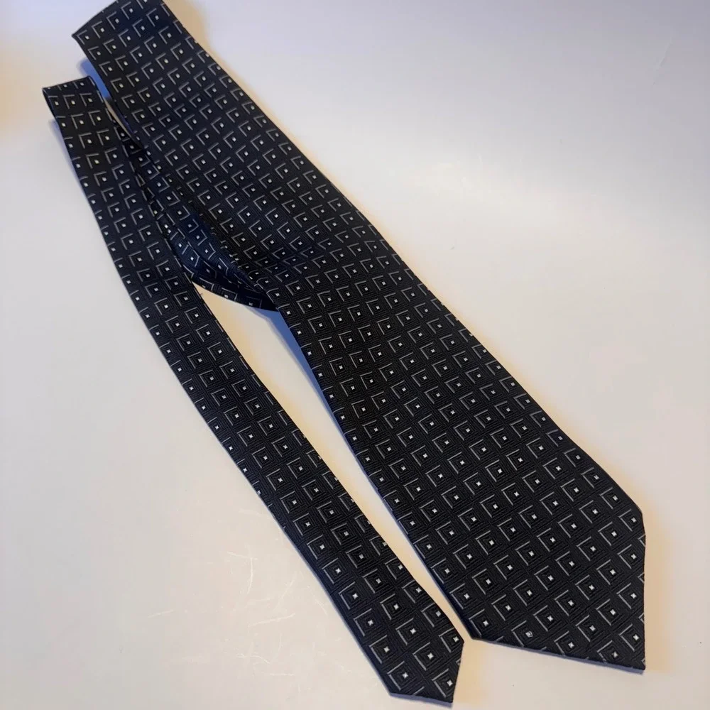 Croft & Barrow Black 100% Silk Tie Geometric Square Pattern‎ Formal Career